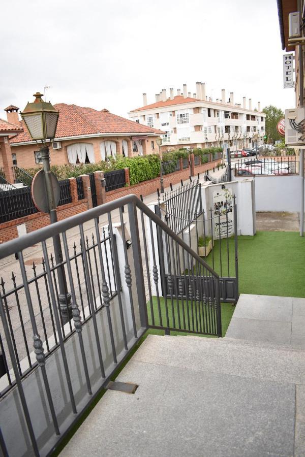 Hotel El Ancla Villanueva de la Canada Εξωτερικό φωτογραφία