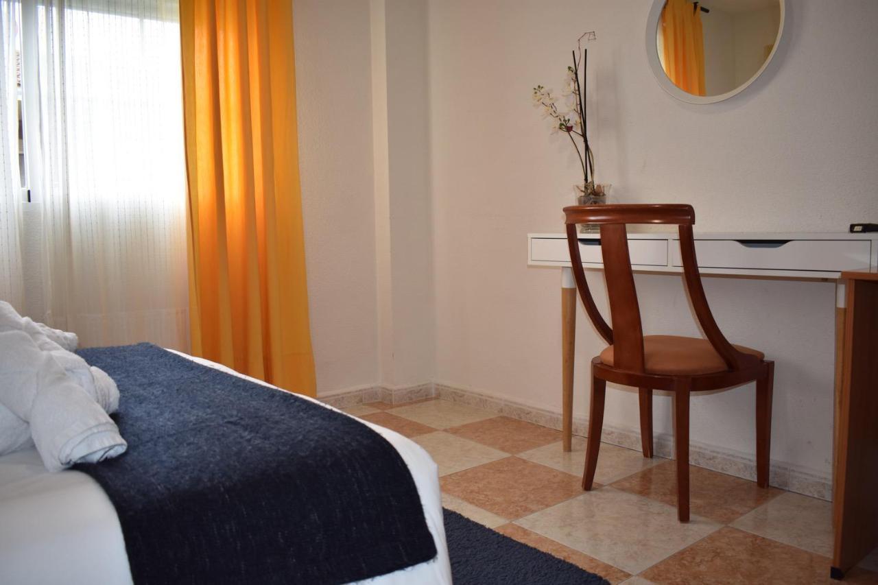 Hotel El Ancla Villanueva de la Canada Εξωτερικό φωτογραφία
