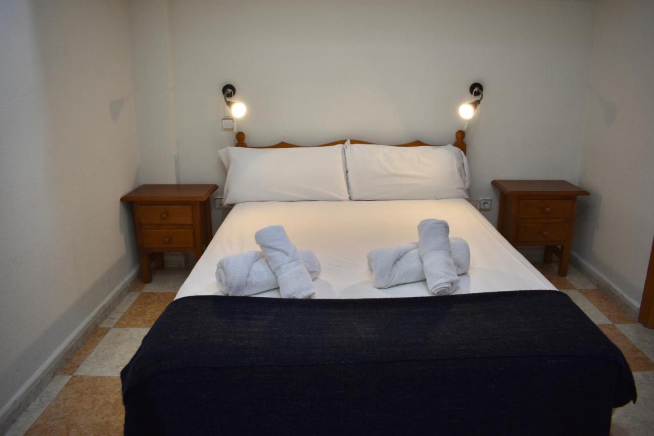 Hotel El Ancla Villanueva de la Canada Εξωτερικό φωτογραφία