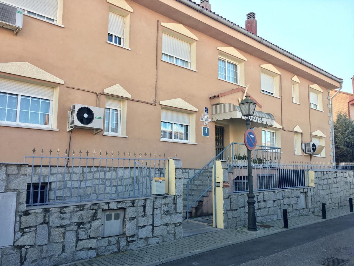 Hotel El Ancla Villanueva de la Canada Εξωτερικό φωτογραφία