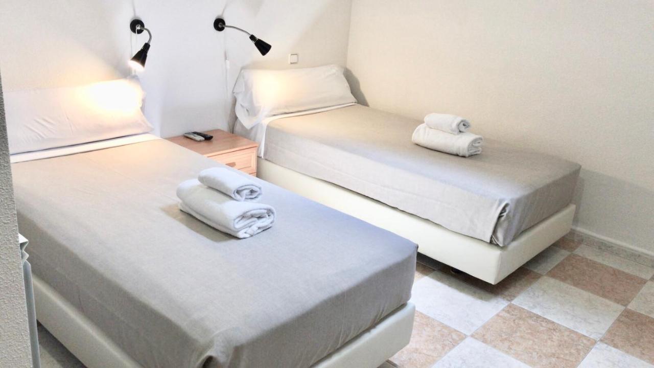 Hotel El Ancla Villanueva de la Canada Εξωτερικό φωτογραφία